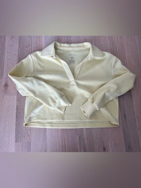 Butter Yellow Collared V-Neck Sweater 💛 Cozy Knit Top